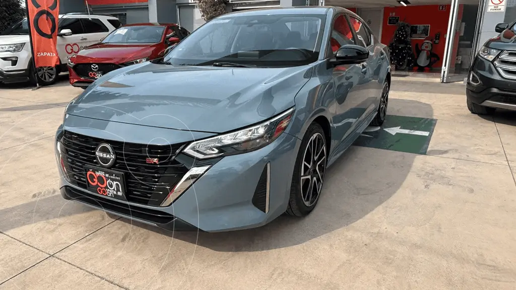 foto Mercedes Clase C Sedán 200 usado (2019) color MER S SELENITE GREY METALLIC precio $627,200