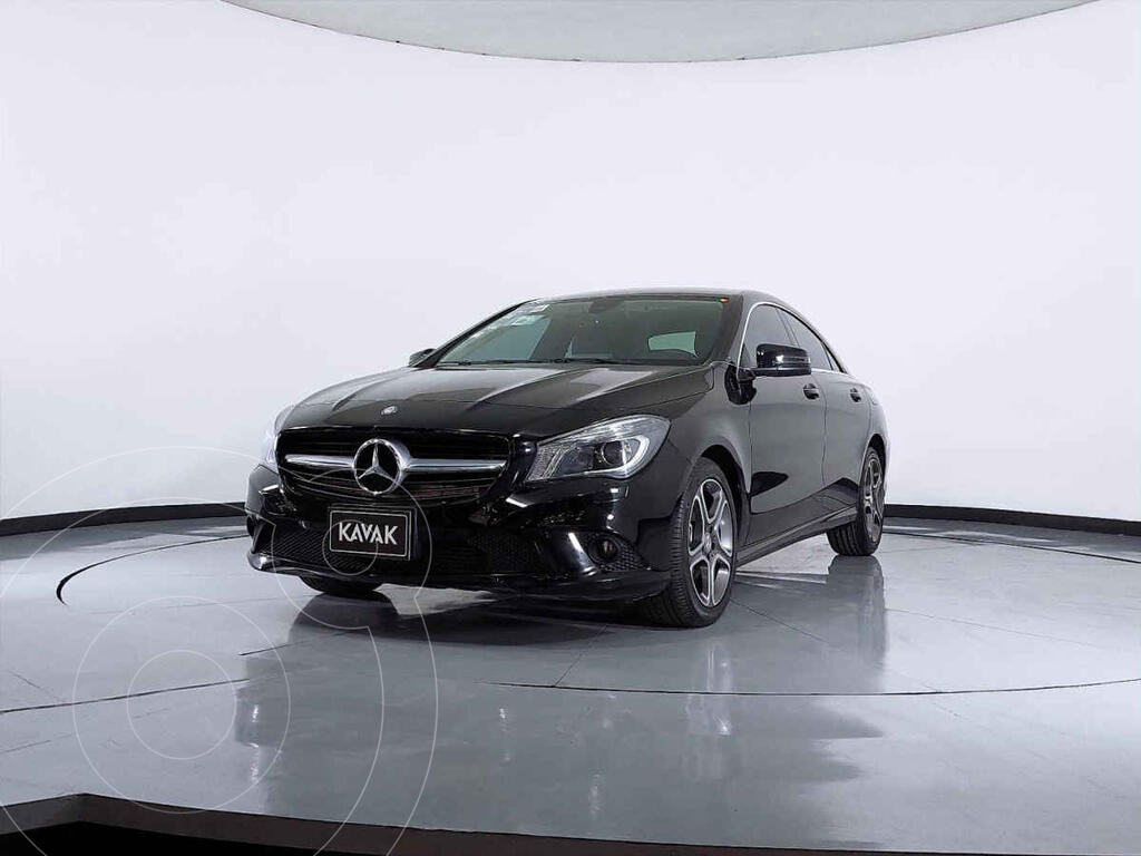 foto Mercedes Clase CLA 200 CGI usado (2016) color Negro precio $378,999