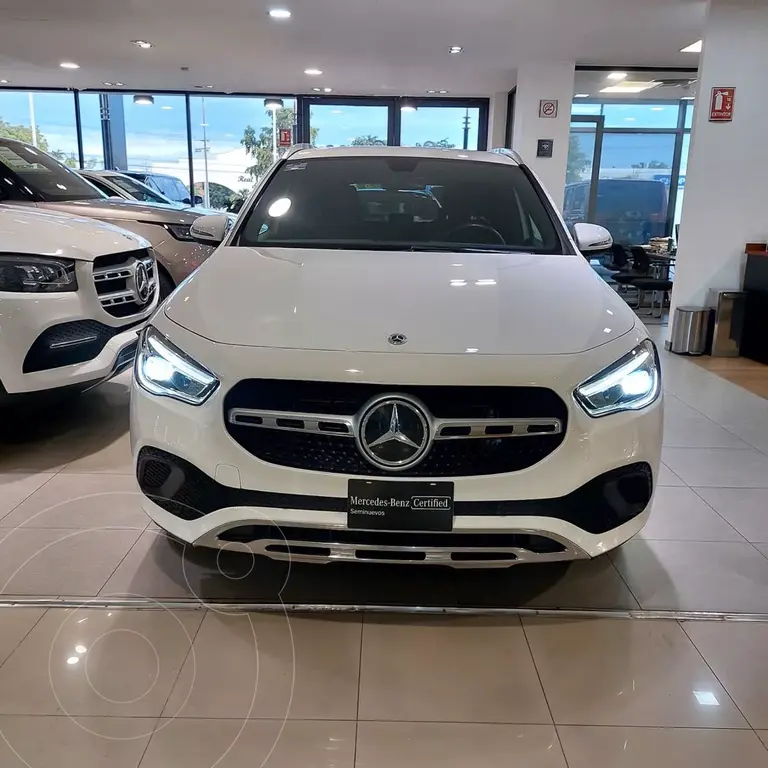 foto Mercedes Clase GLA 200 Progressive usado (2023) color Blanco precio $675,000