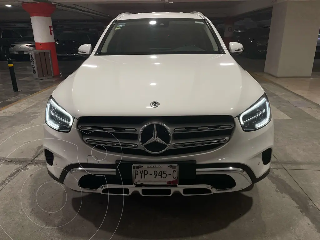 foto Mercedes Clase GLC 300 4MATIC Comfort usado (2021) color Blanco precio $699,900