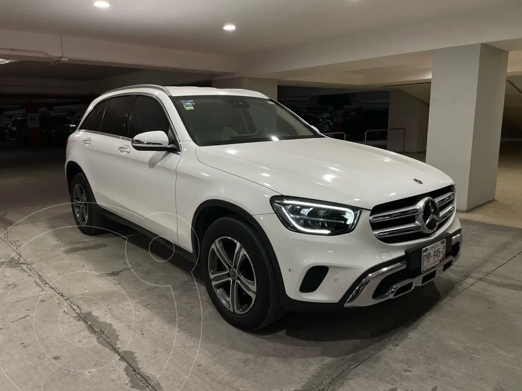 foto Mercedes Clase GLC 300 4MATIC Comfort usado (2021) color Blanco precio $699,900