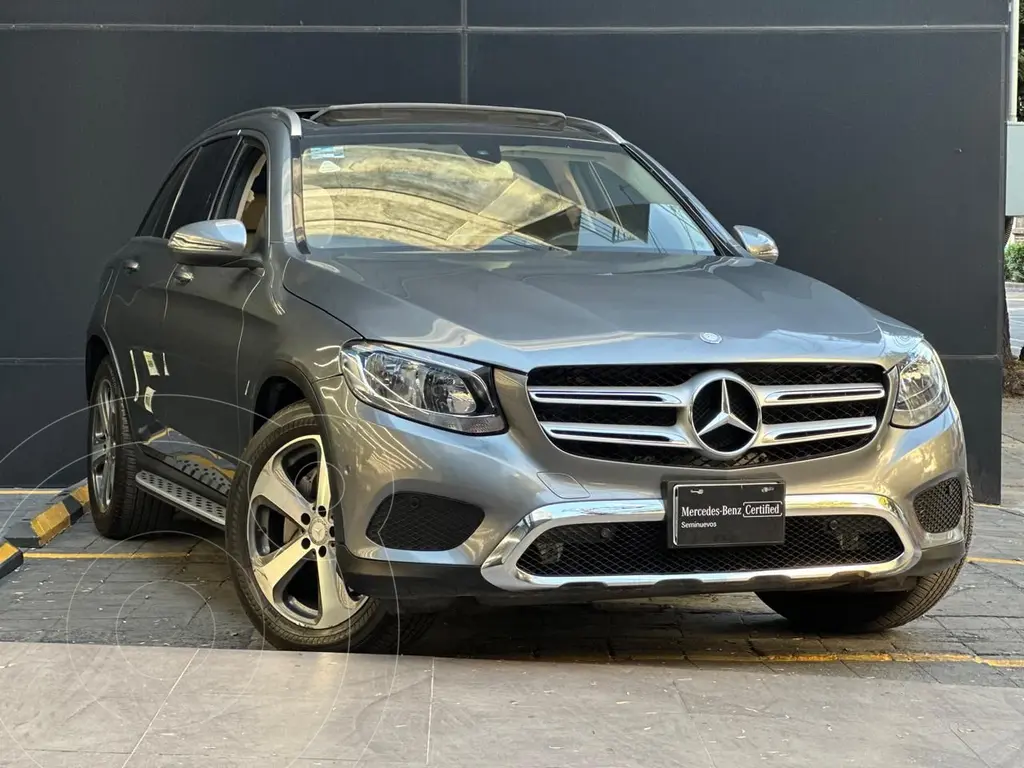 foto Mercedes Clase GLC 300 Sport usado (2017) color Gris Oscuro precio $465,000