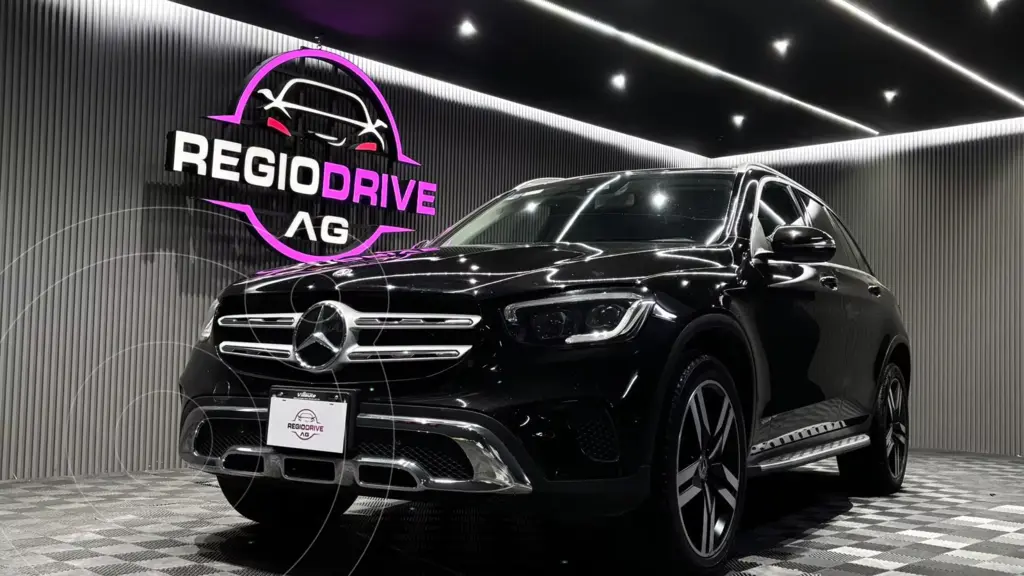 foto Mercedes Clase GLC 300 4MATIC Sport usado (2020) color Negro precio $599,900