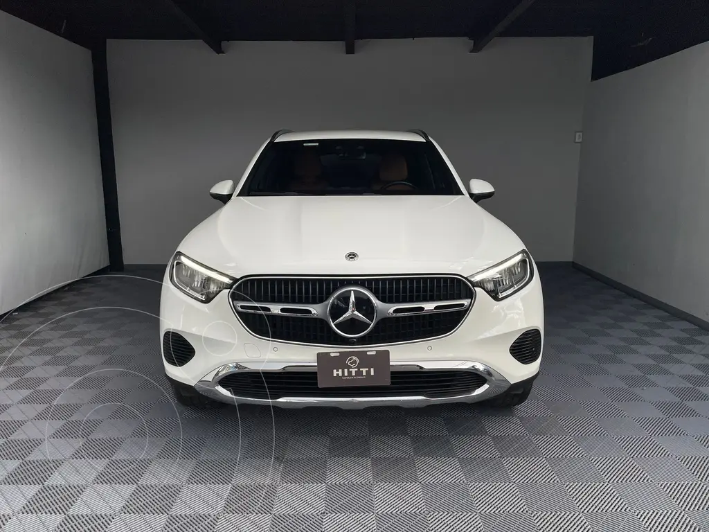 foto Mercedes Clase GLC 300 e 4MATIC Coupé usado (2023) color Blanco precio $999,000