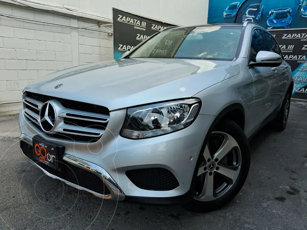 foto Mercedes Clase GLC 300 Off Road usado (2018) color plateado precio $615,000
