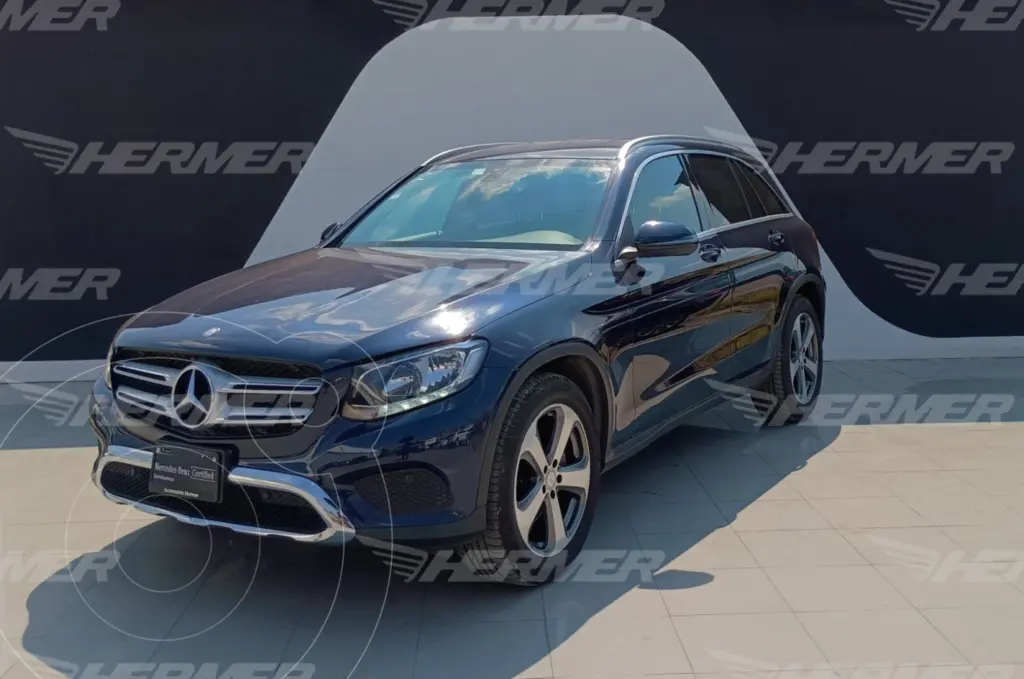 foto Mercedes Clase GLC 300 Off Road usado (2017) color Azul precio $449,900