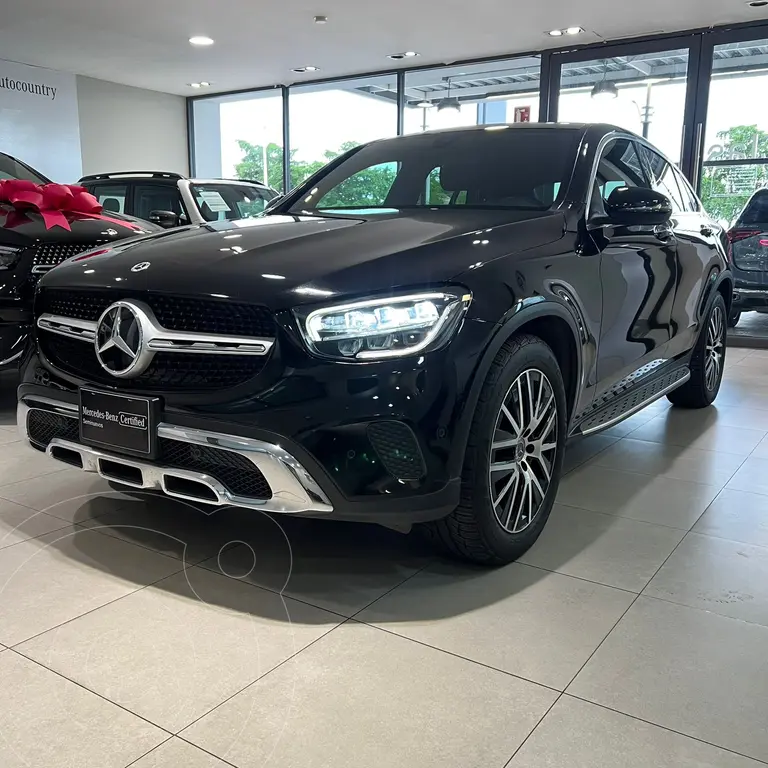 foto Mercedes Clase GLC 300 4MATIC Coupé usado (2021) color Negro precio $750,000