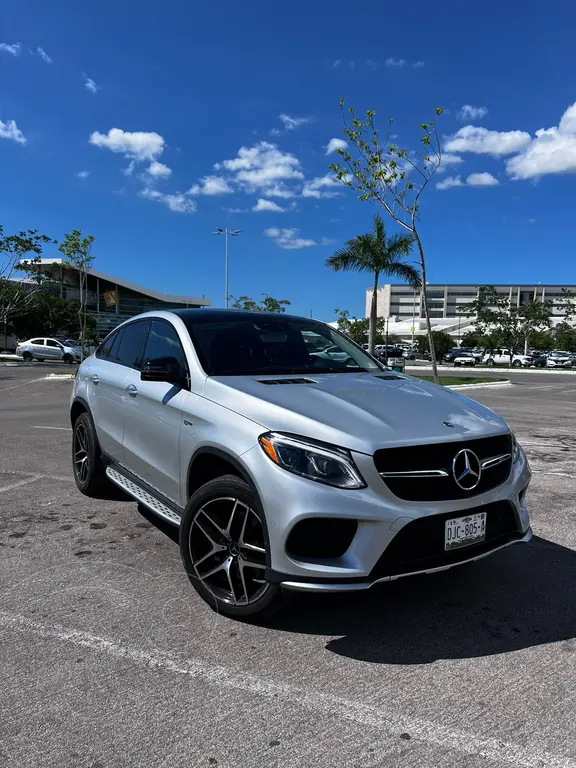 Mercedes Clase Gle Amg 43 Amg Coupe Usado 2020 Color Plata Precio 1295000 6035