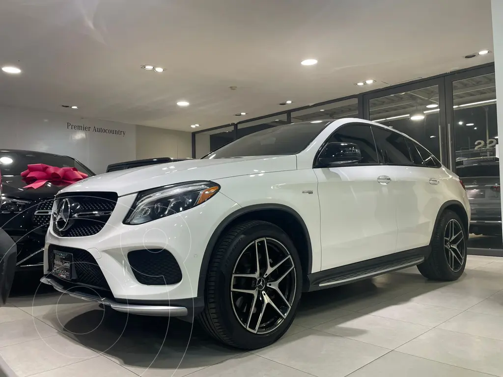 foto Mercedes Clase GLE AMG 43 AMG Coupé usado (2019) color Blanco Diamante precio $840,000