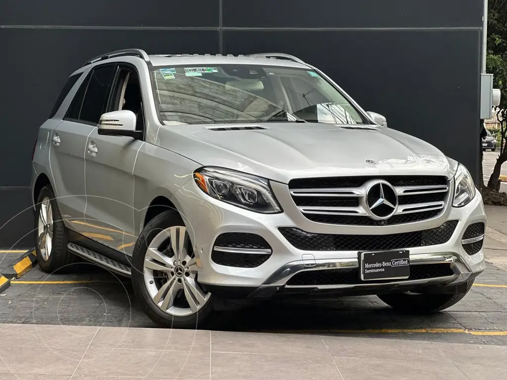 foto Mercedes Clase GLE SUV 350 Exclusive usado (2018) color plateado precio $495,000