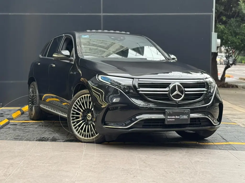 foto Mercedes EQC 400 4MATIC Sport usado (2021) color Negro precio $760,000