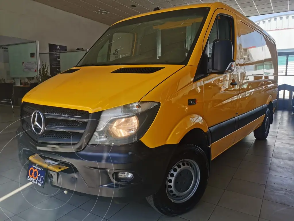 foto Mercedes Sprinter VAN Cargo 315 usado (2016) color Amarillo precio $345,000