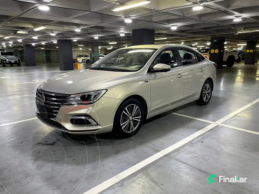foto MG MG5 Elegance Aut usado (2022) color Dorado precio $220,000