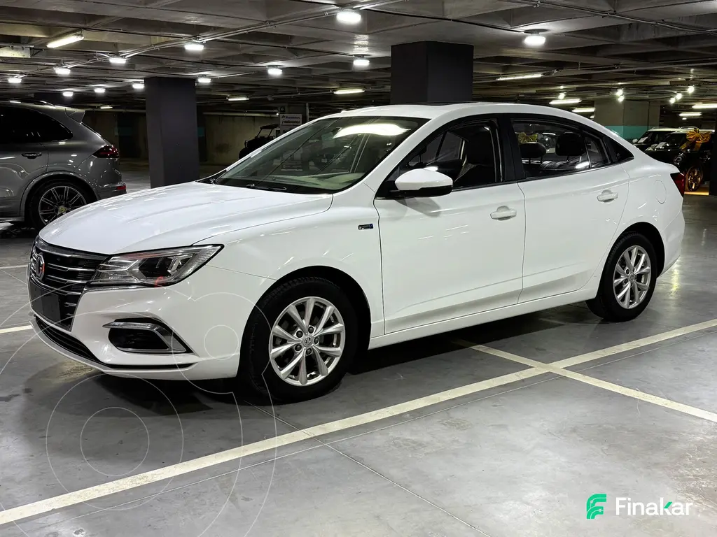 foto MG MG5 Excite Aut usado (2022) color Blanco precio $233,000