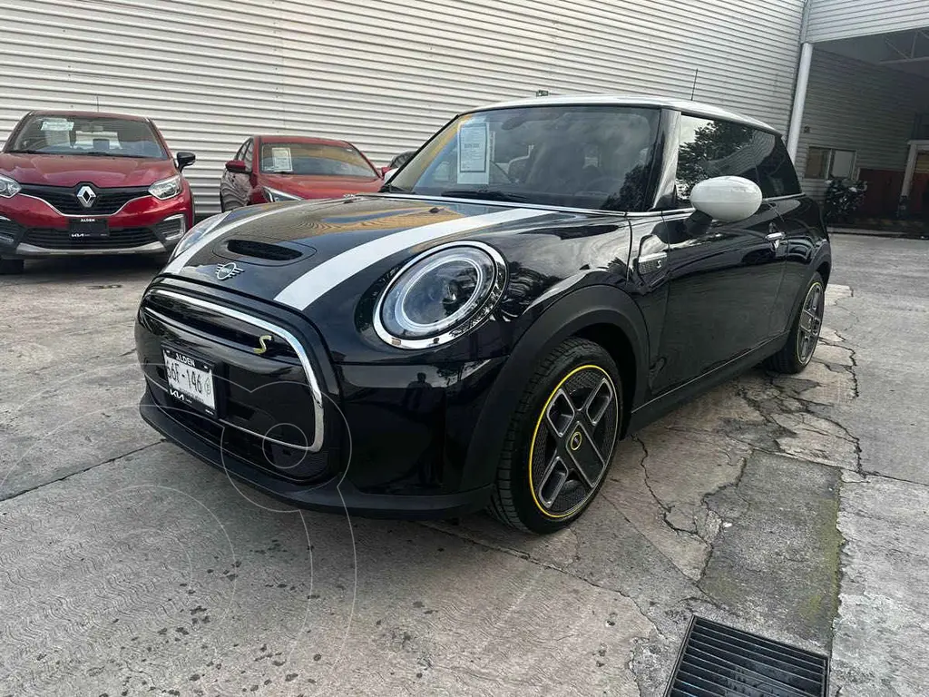 foto MINI 3 Puertas Eléctrico Cooper SE Classic Aut usado (2024) color Negro precio $659,000