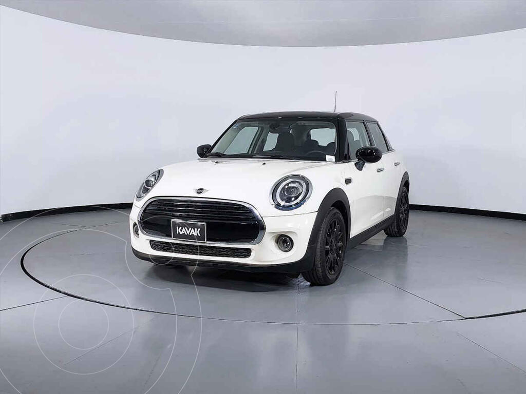 foto MINI Cooper Pepper 5 Puertas Aut usado (2021) color Beige precio $569,999
