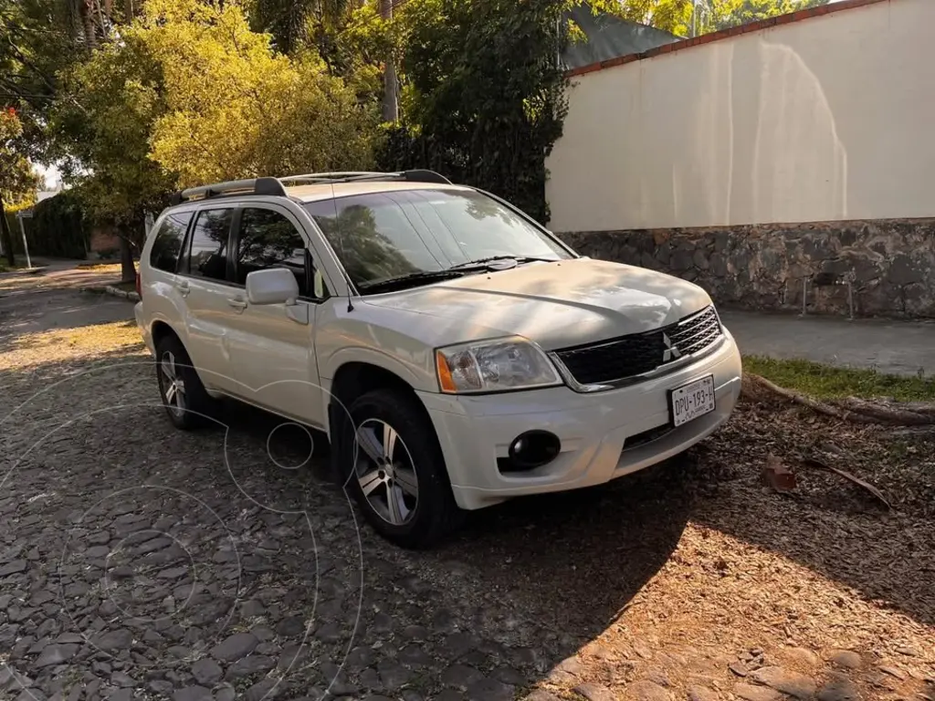Mitsubishi Endeavor LS 2009