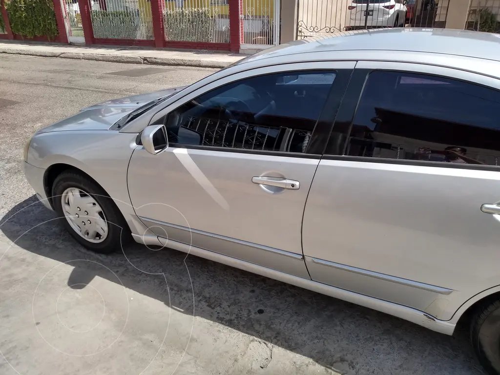 Mitsubishi galant es (2006)