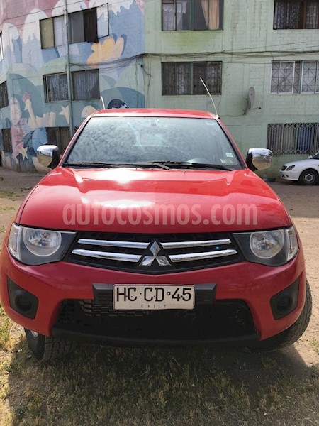 foto Mitsubishi L-200 2.4L Katana CR 4X2 usado