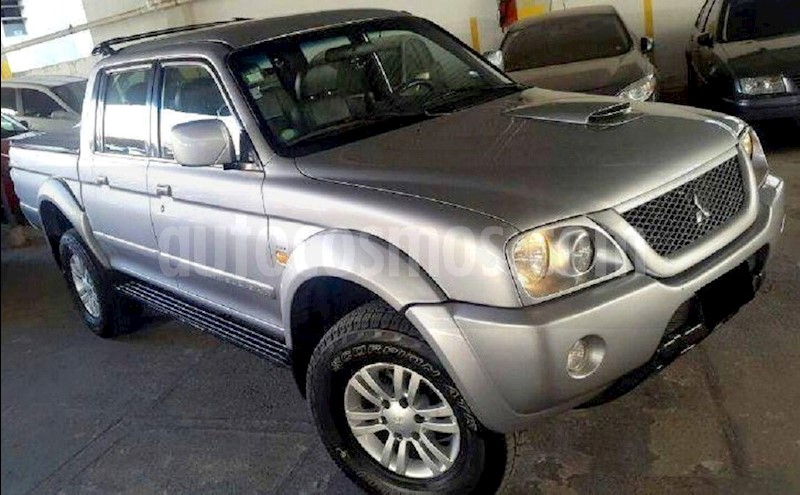 foto Mitsubishi L200 Sport 4x4 2.5 Sport HPE CD usado