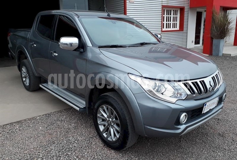 foto Mitsubishi L200 4x4 2.5 DI-D CD Aut usado
