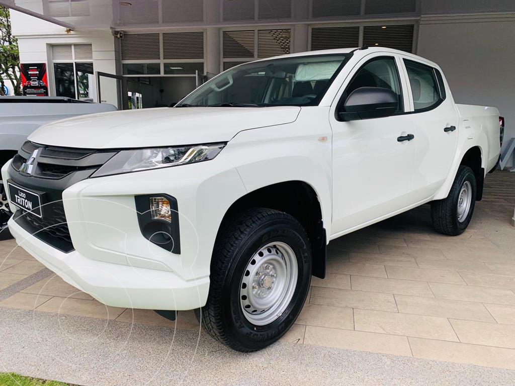 Mitsubishi L200 GLX 4x4 usado (2022) color Blanco Perla precio 142.900.000