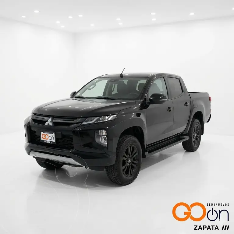 Mitsubishi l200 limited (2023)