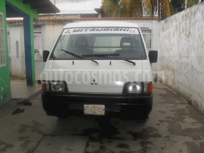 foto Mitsubishi L300 Panel usado