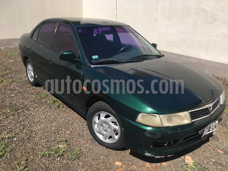 foto Mitsubishi Lancer GLXi 1.6 usado