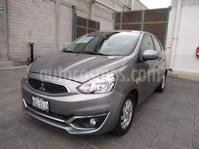 foto Mitsubishi Mirage GLS usado (2017) color Titanio precio $150,000
