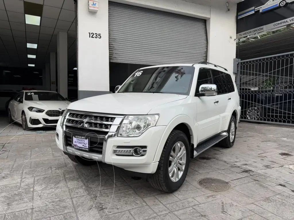 Mitsubishi montero limited (2016)
