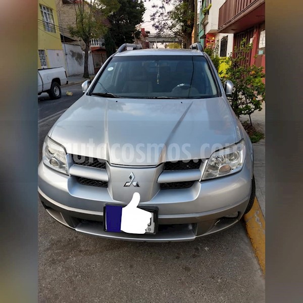 foto Mitsubishi Outlander 2.4L XLS usado