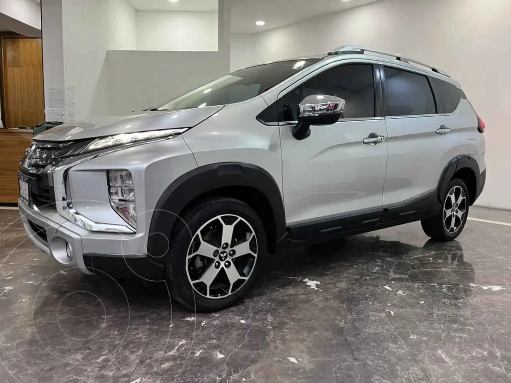 Mitsubishi xpander-cross 15l cross (2023)