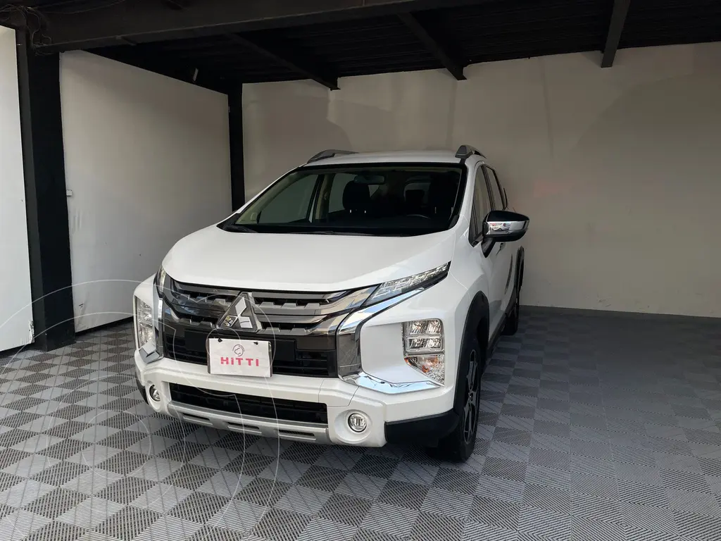 foto Mitsubishi Xpander 1.5L usado (2023) color Blanco precio $309,000