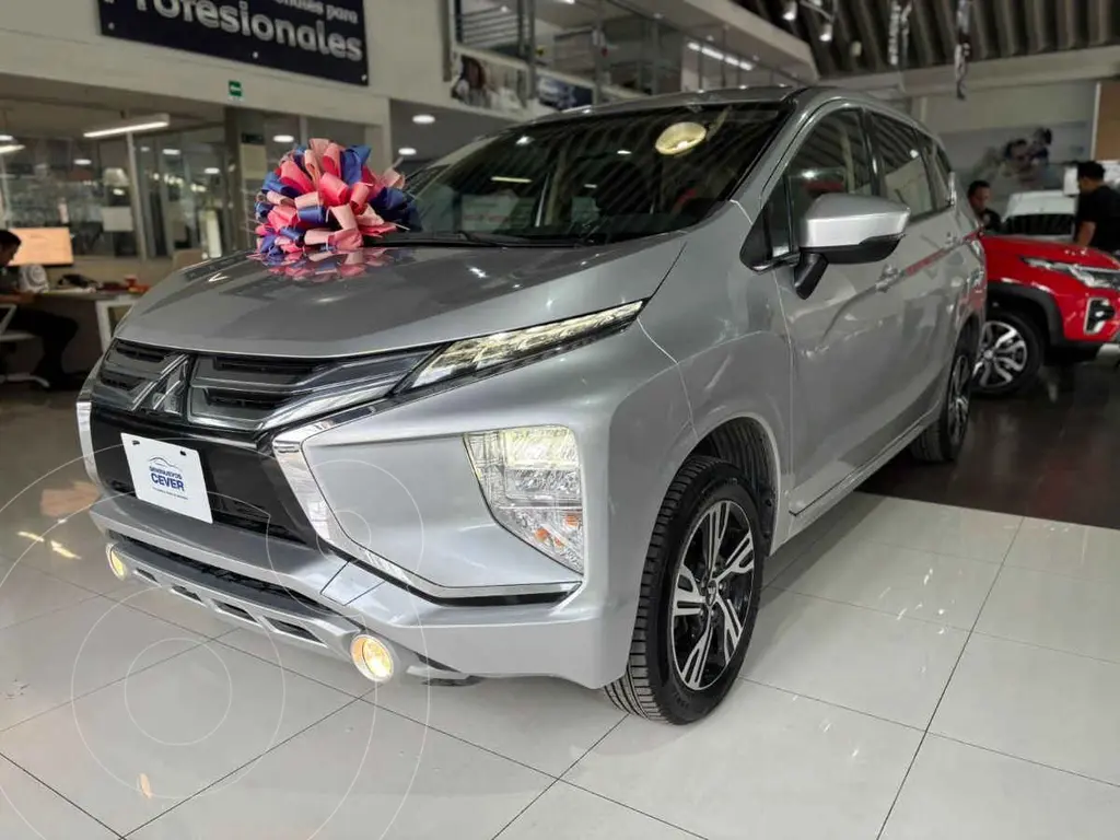 foto Mitsubishi Xpander 1.5L financiado en mensualidades enganche $84,474 mensualidades desde $6,462