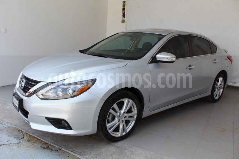 foto Nissan Altima Advance NAVI usado