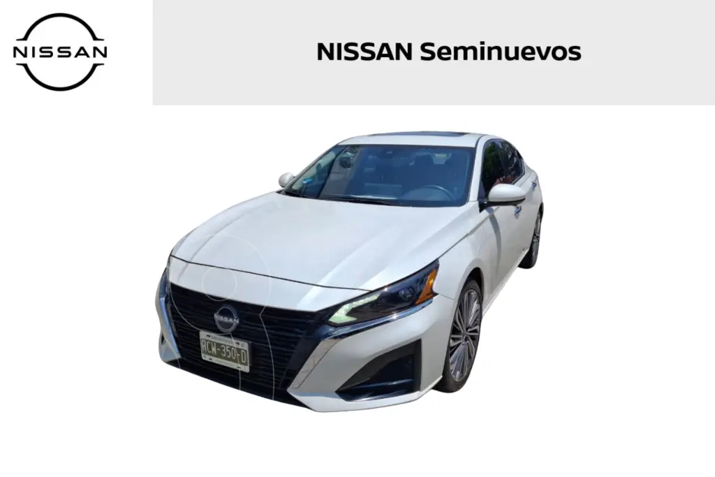 foto Nissan Altima Exclusive Turbo usado (2023) color Blanco precio $513,000