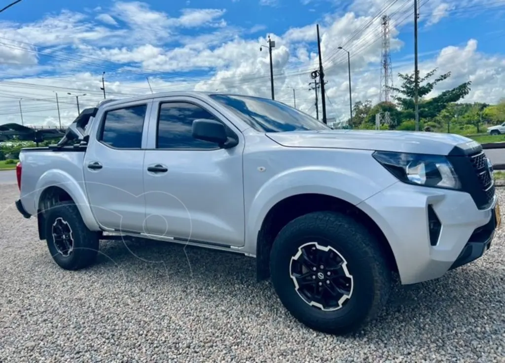 Nissan Frontier Diésel LE 4x4 Diésel Platinum usado en Villavicencio