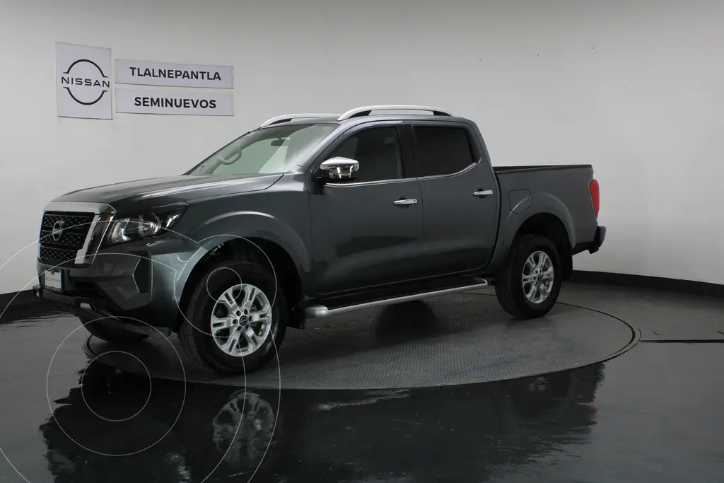 foto Nissan Frontier  LE usado (2024) color Gris precio $530,000
