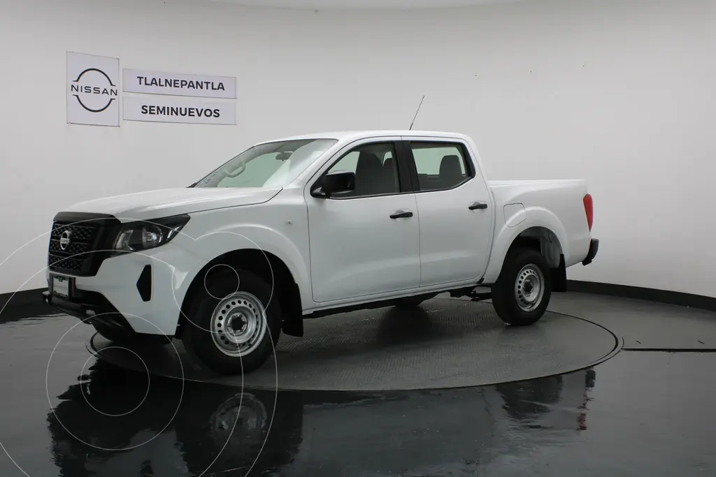foto Nissan Frontier  SE usado (2022) color Blanco precio $349,999