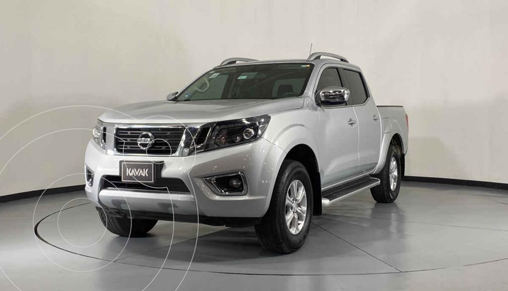 foto Nissan Frontier LE Platinum A/A usado (2020) color Plata precio $557,999