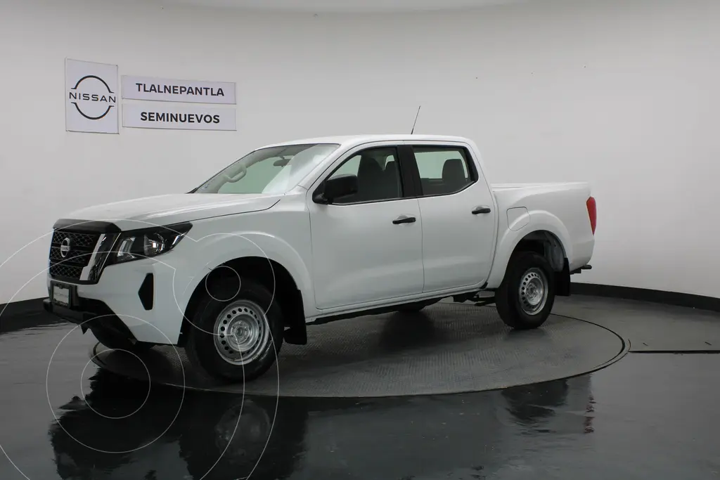 foto Nissan Frontier  SE usado (2022) color Blanco precio $349,000
