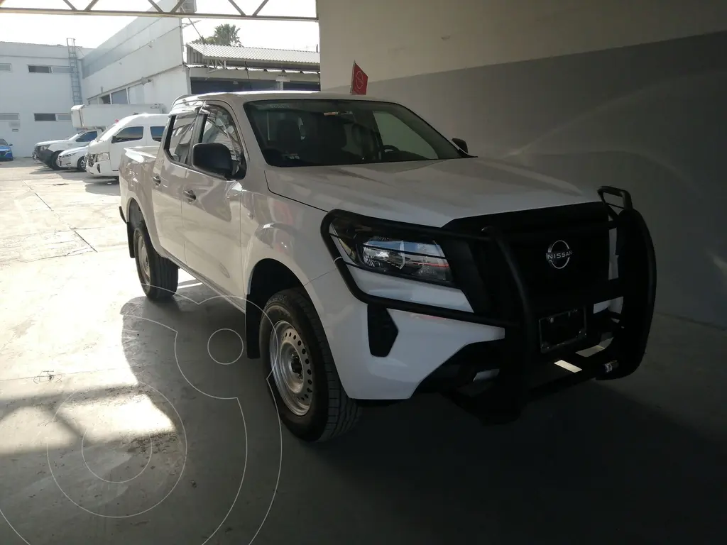 foto Nissan Frontier DC Diésel 4x4 usado (2024) color Blanco precio $570,000