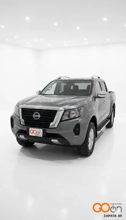 foto Nissan Frontier  LE usado (2024) color NISKADGRIS OXFORD precio $520,000