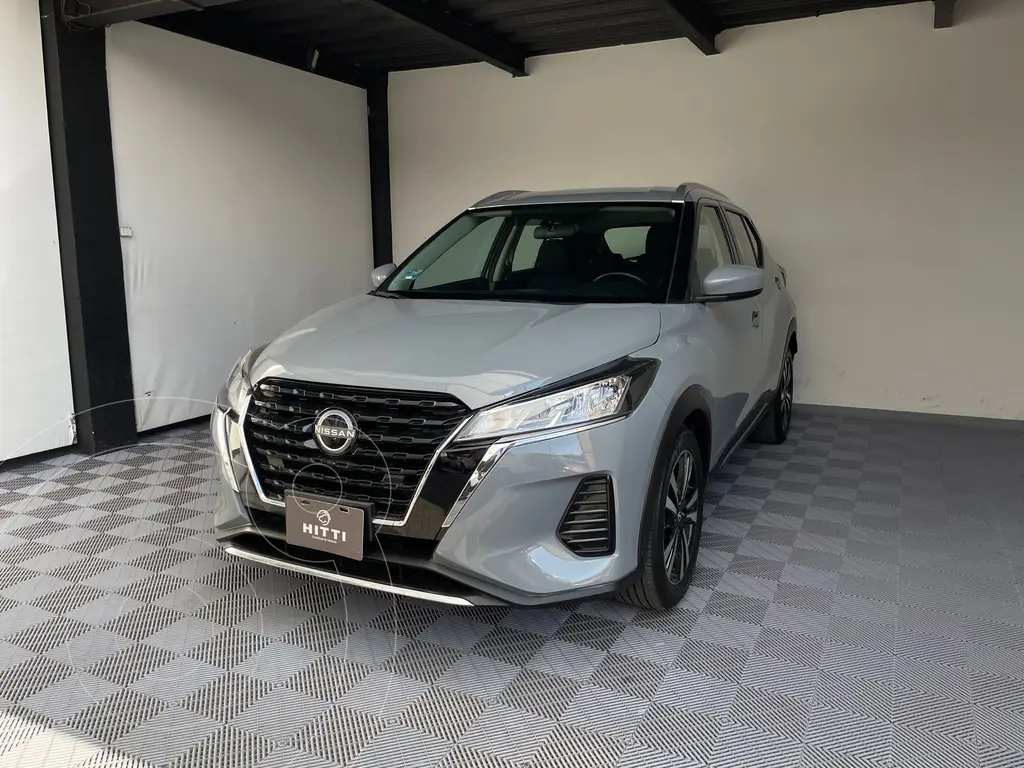 foto Nissan Kicks Advance usado (2022) color Gris precio $319,000