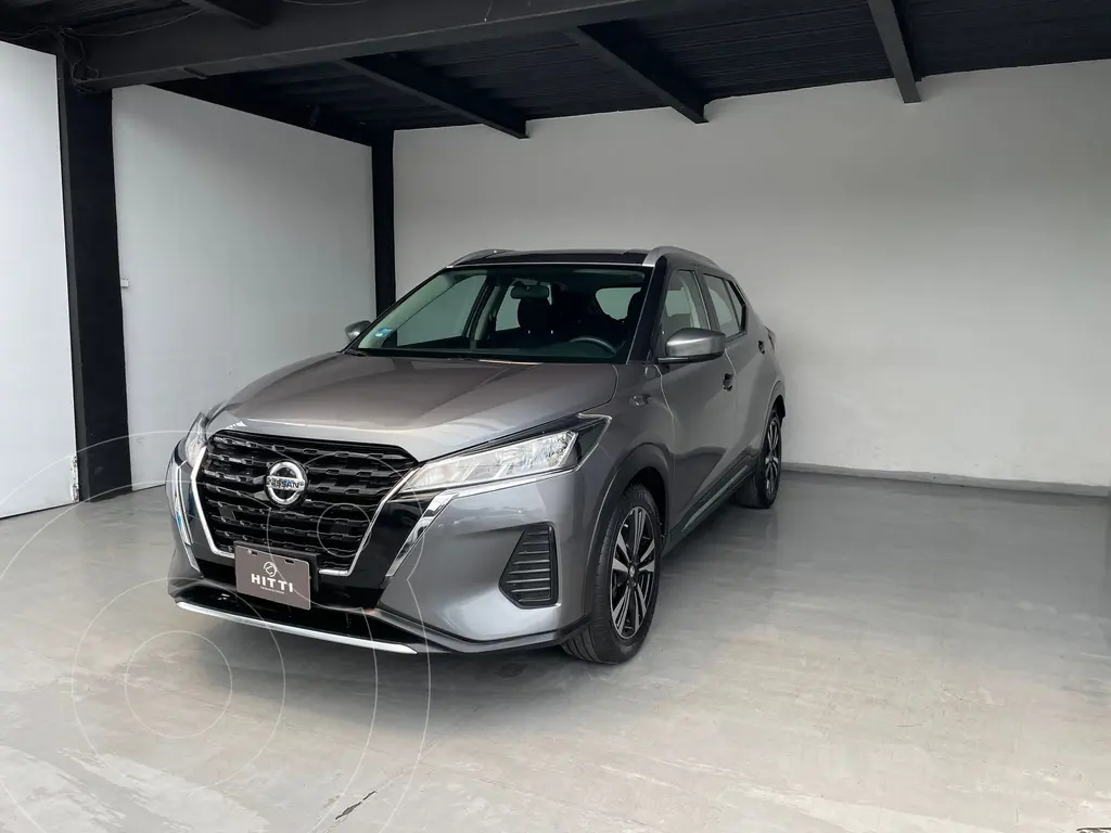 foto Nissan Kicks Advance usado (2021) color Gris precio $305,000