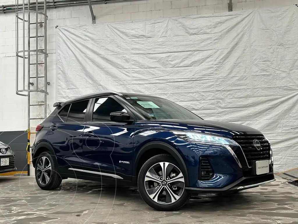 foto Nissan Kicks Platinum Aut usado (2023) color Azul precio $450,000