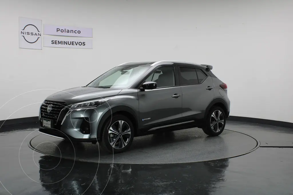 foto Nissan Kicks Platinum usado (2025) color Gris precio $509,000