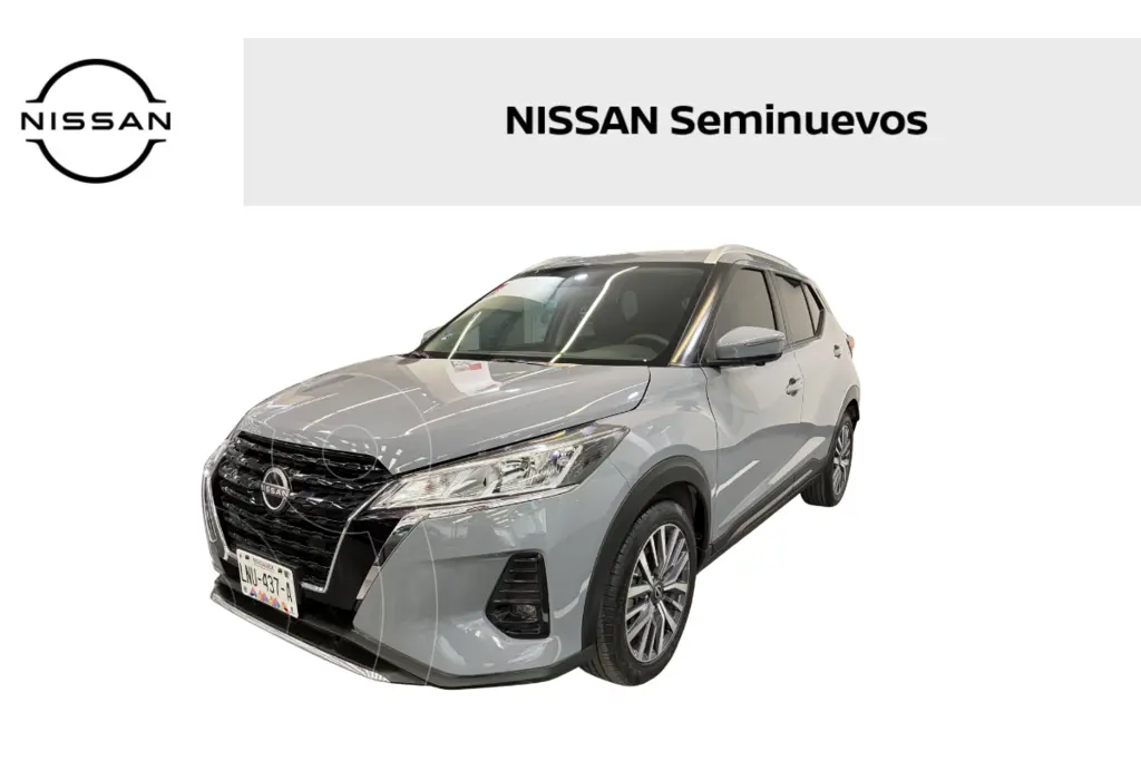 foto Nissan Kicks Exclusive Aut usado (2023) color Gris precio $350,000
