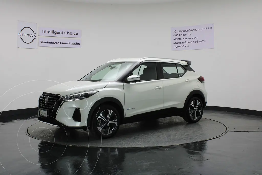 foto Nissan Kicks Advance Aut usado (2024) color Blanco precio $424,900